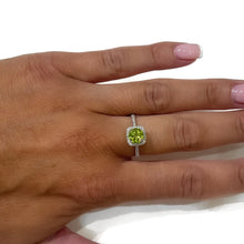 Load image into Gallery viewer, Peridot Ring
